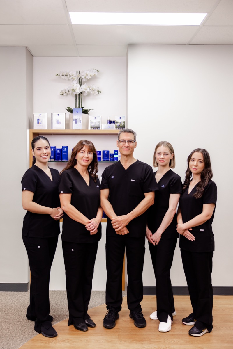 Team photo of Academy Face & Body professionals.